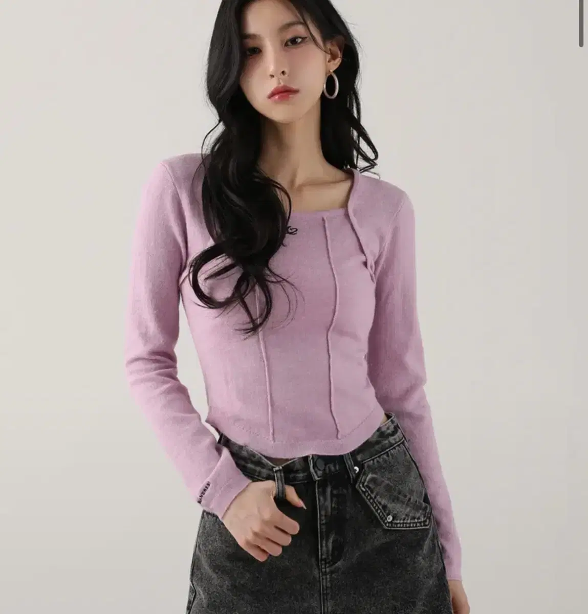 어반드레스 Square Neck Line Crop Long Sleeve